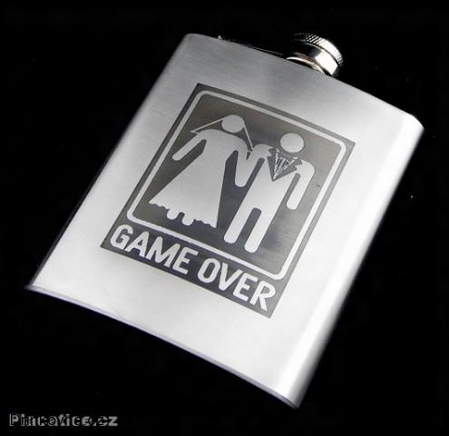 Nerezová placatka pro novomanžele - Game Over